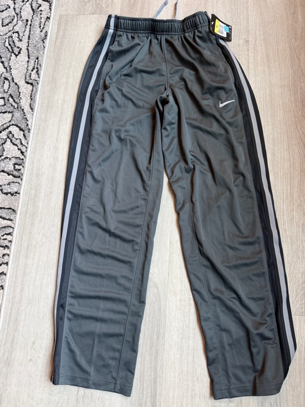 NWT Nike Men’s Lightweight Athletic Track Pants with Side Stripes Charcoal